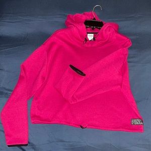 Cropped hoodie